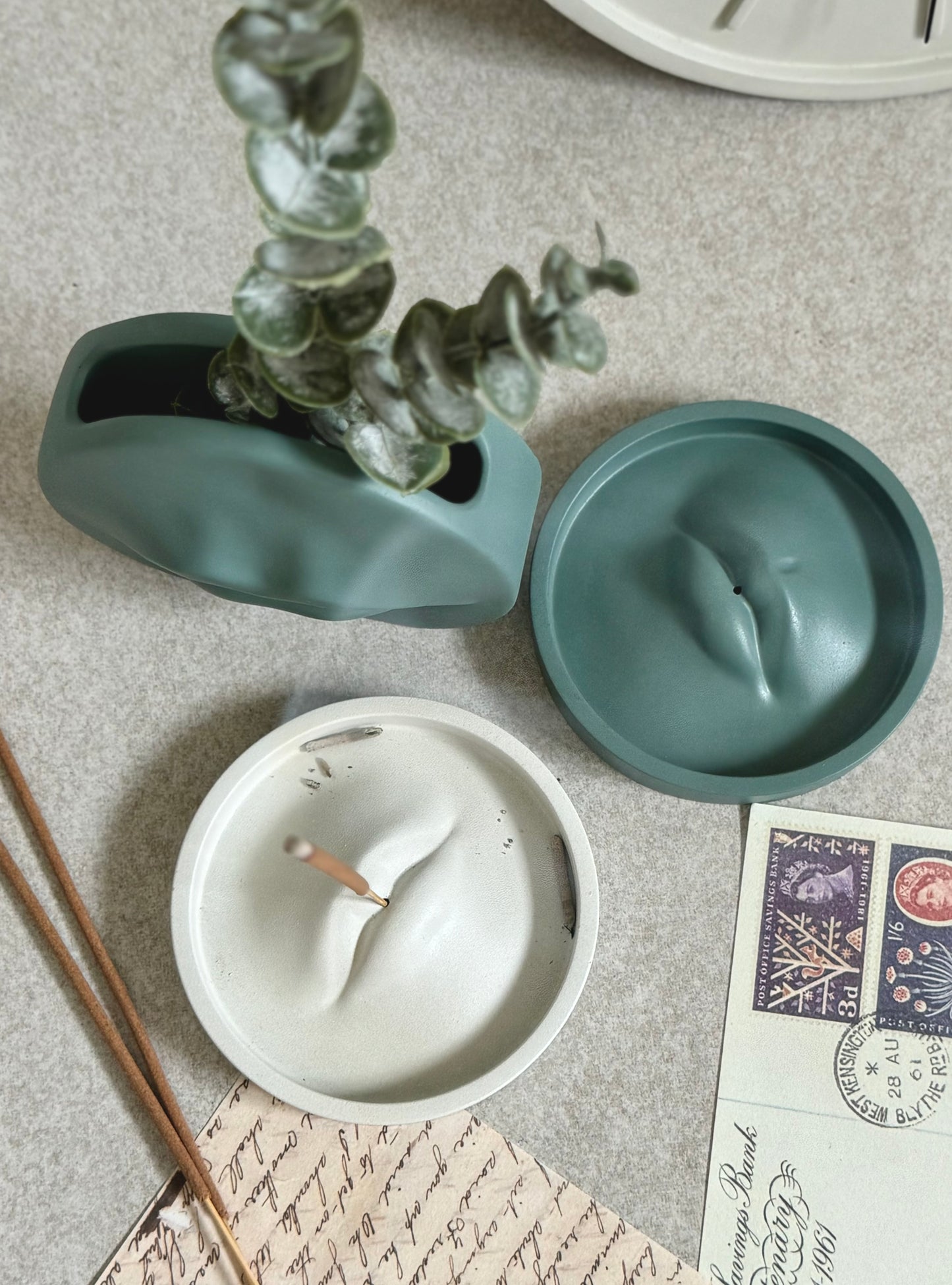 Lip Incense Holders