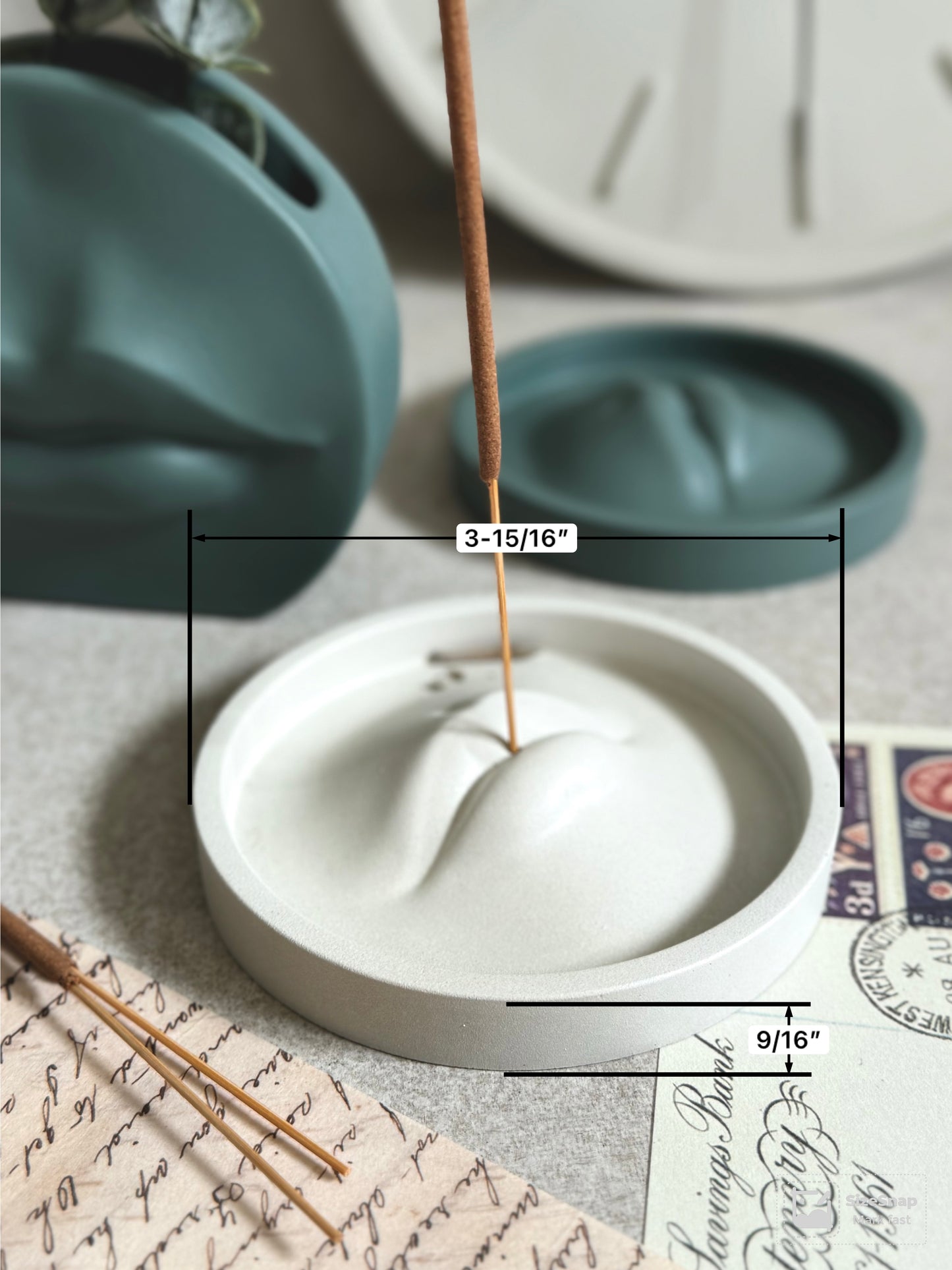 Lip Incense Holders
